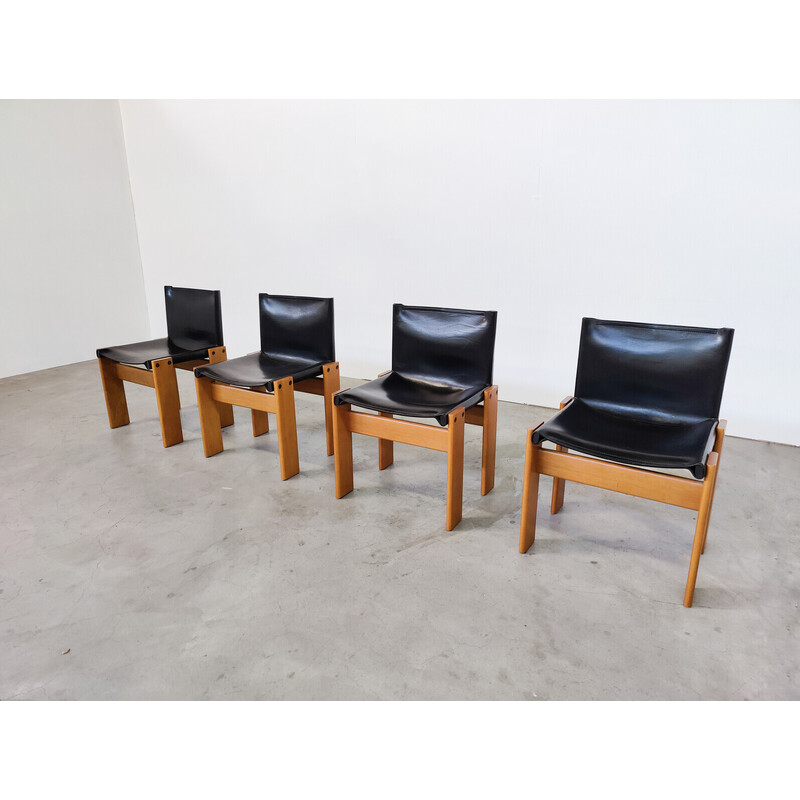 Ensemble de 4 chaises vintage en cuir noir modèle "Monk" par Afra et Tobia Scarpa pour Molteni, Italie 1970