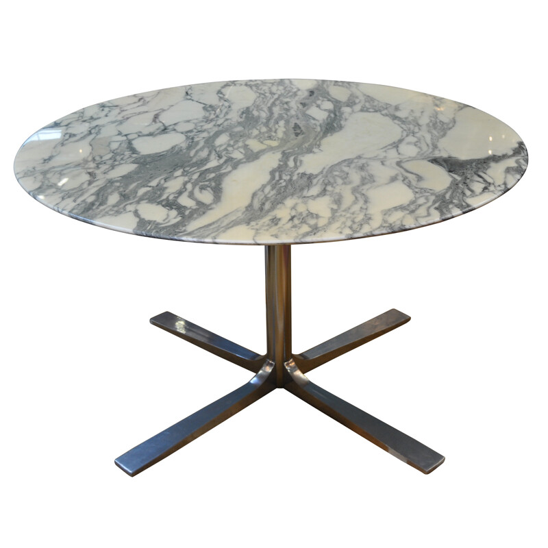 Round dining table in marble - 1970s