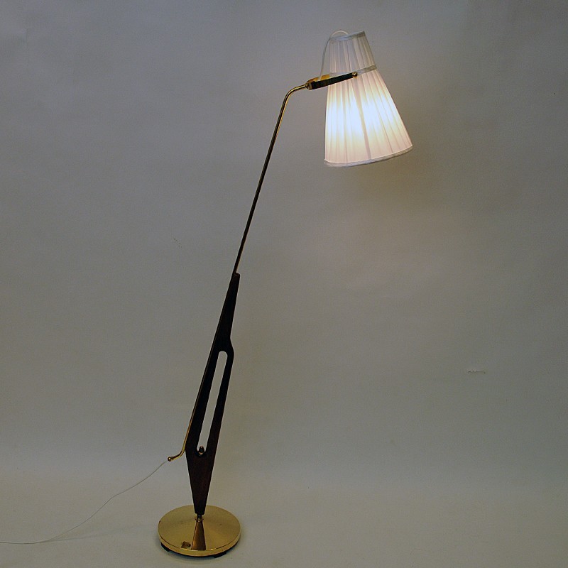 Zweedse vintage vloerlamp van messing en teakhout van Hans Bergström voor Asea, jaren 1950