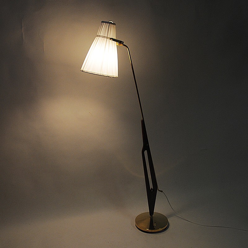 Zweedse vintage vloerlamp van messing en teakhout van Hans Bergström voor Asea, jaren 1950