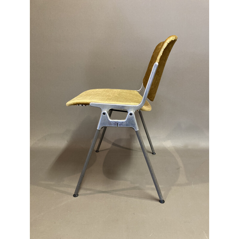 Set of 4 vintage chairs by Giancarlo Piretti for Castelli, 1960