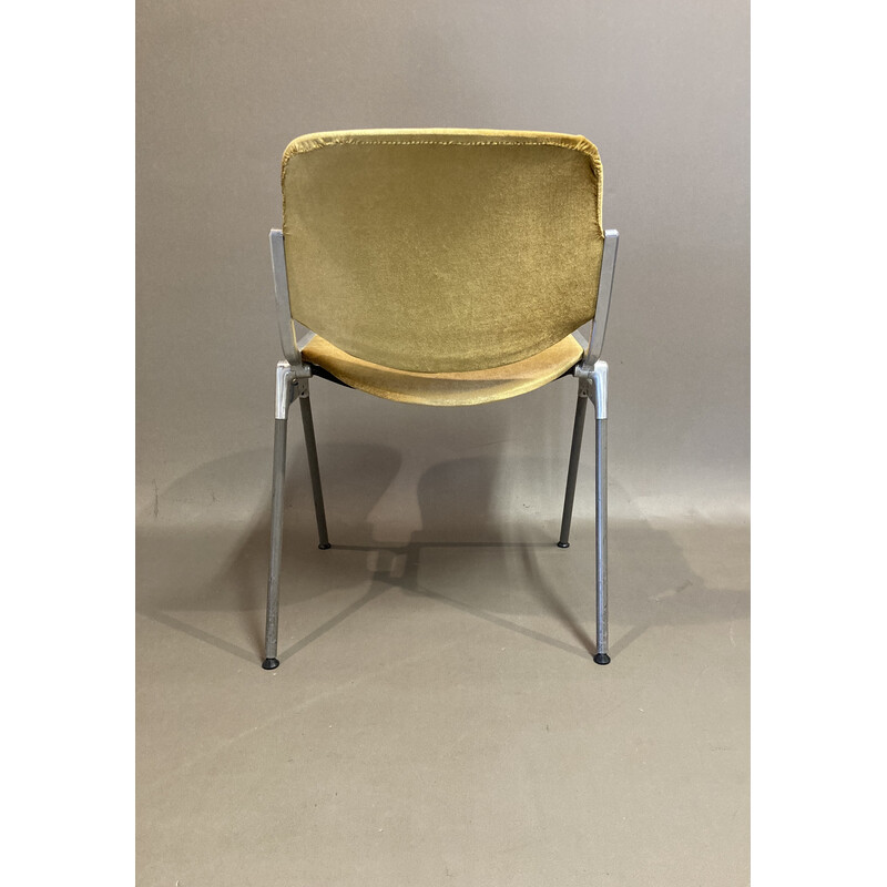 Set of 4 vintage chairs by Giancarlo Piretti for Castelli, 1960