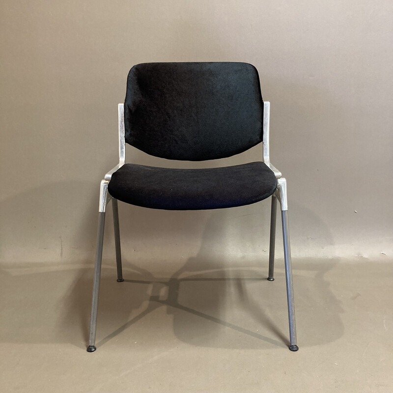 Set of 6 vintage chairs by Giancarlo Piretti for Castelli, 1960