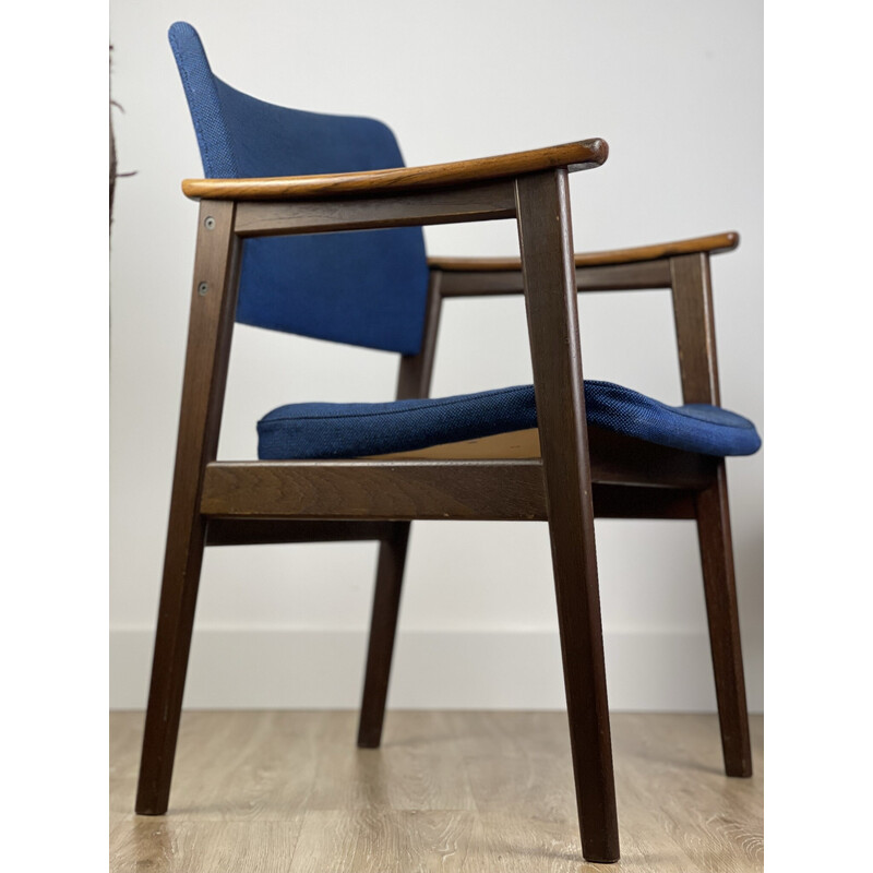 Paar vintage Scandinavische massief houten en blauwe stoffen fauteuils, 1960