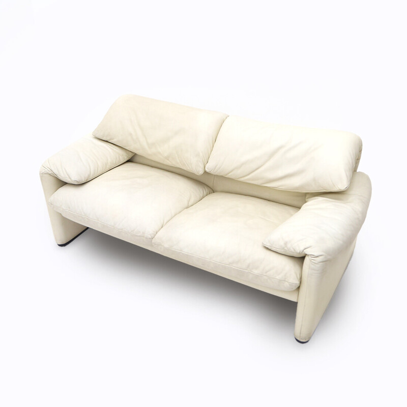 Vintage "Maralunga" sofa in white leather by Vico Magistretti for Cassina, 1970s