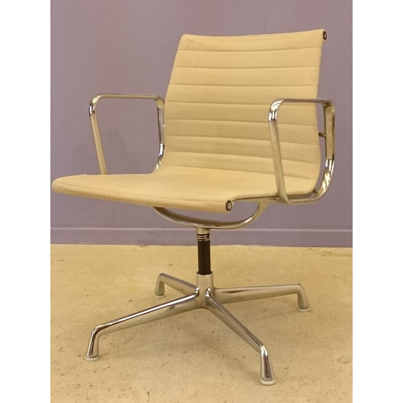 Swivel office armchair by Herman Miller, Charles & Ray EAMES - 1970s