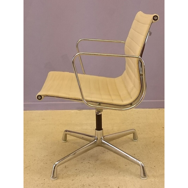 Swivel office armchair by Herman Miller, Charles & Ray EAMES - 1970s