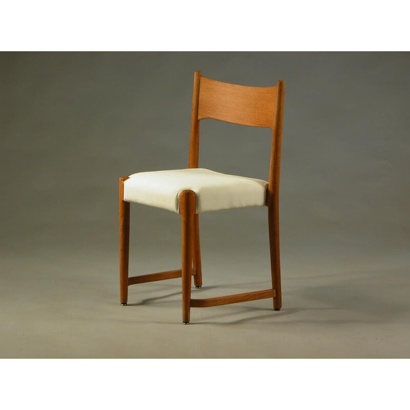 Vintage dining chair by H. J. Wegner for Plan Møbler, 1940