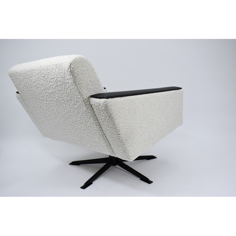 Deutscher Vintage-Sessel aus weißem Bouclé, 1960er Jahre