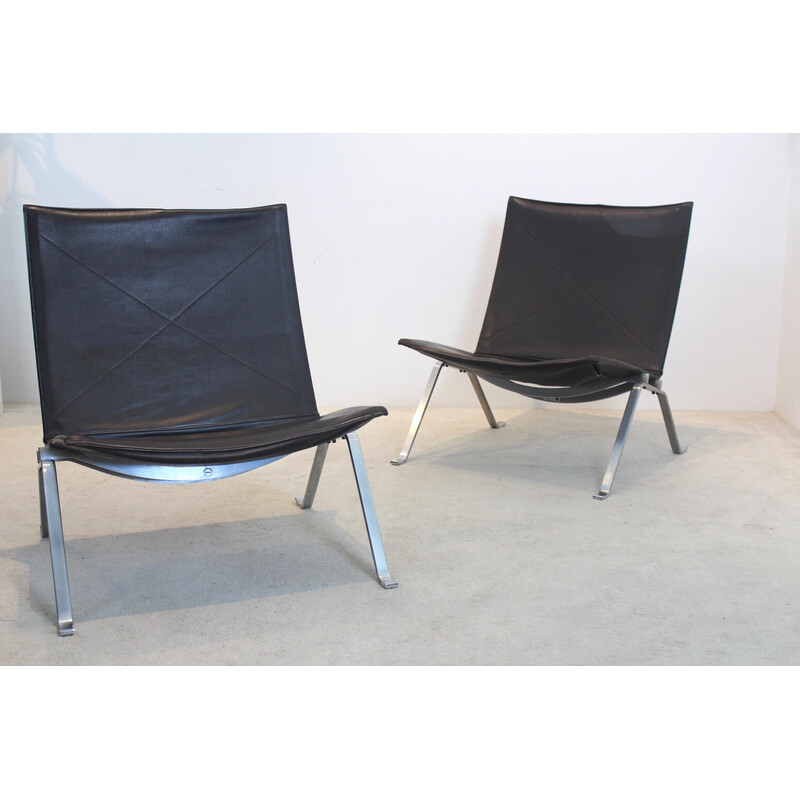 Par de poltronas de couro castanho vintage Pk22 de Poul Kjærholm para Fritz Hansen, Dinamarca 1980s