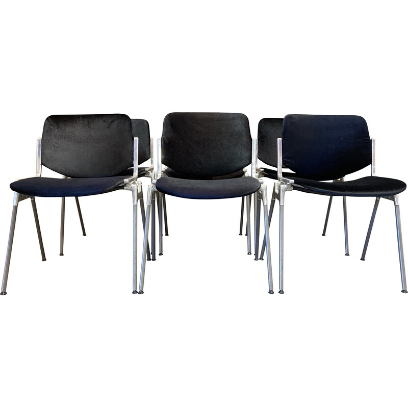 Set of 6 vintage chairs by Giancarlo Piretti for Castelli, 1960