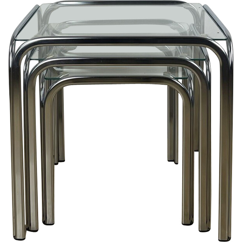 Vintage nesting tables with chrome structure and glass top