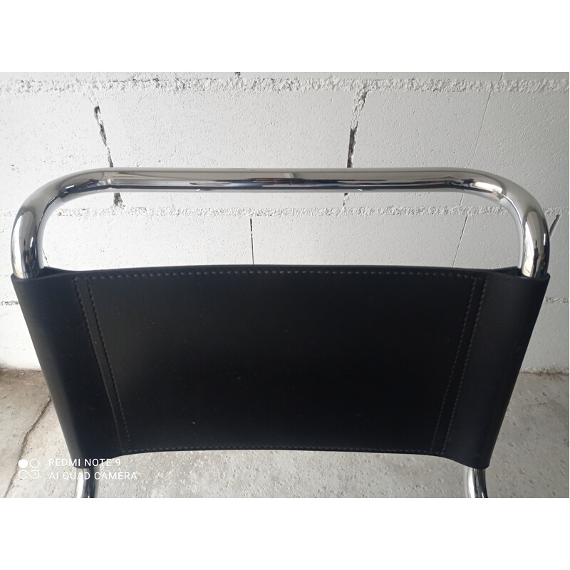 Coppia di sedie vintage modello Spoletto in pelle nera e cromo di Bersanelli
