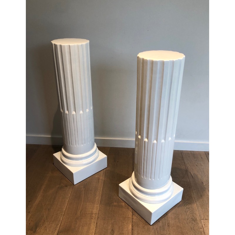 Pareja de columnas vintage de porcelana blanca, 1970