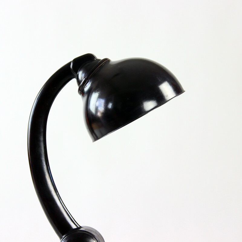 Vintage model 11126 bakelite table lamp by Eric Kirkman Cole, 1930s