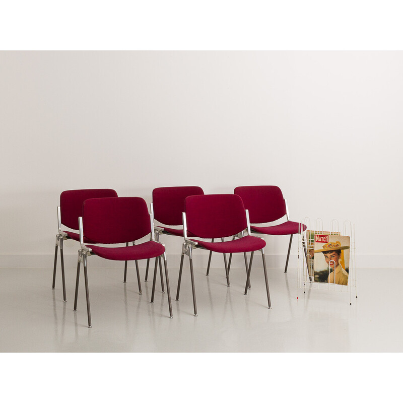 Set of 5 vintage chairs by Giancarlo Piretti for Castelli, 1970