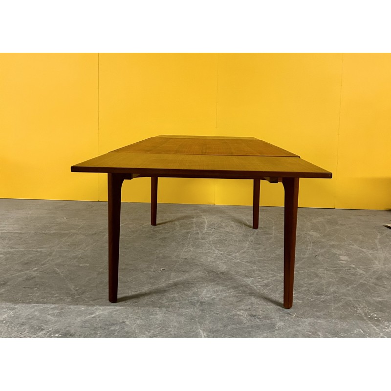 Danish vintage teak extendable dining table by Henning Kjearnulf for Vejle Mobelfabrik, 1960s