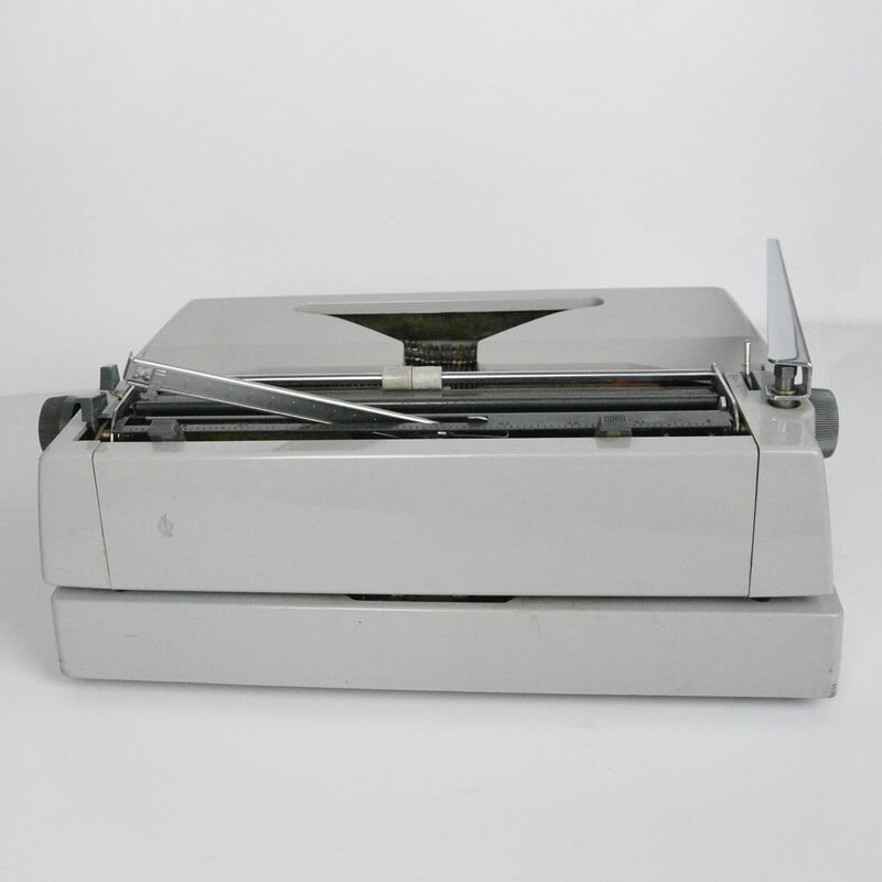 Machine à écrire valise vintage Erika modèle 50 par Veb Robotron Berlin, Allemagne 1976