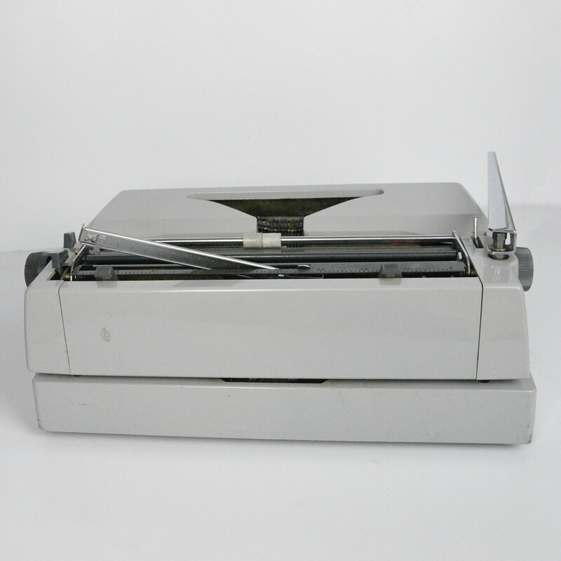Vintage modelo 50 Erika máquina de escribir maleta por Veb Robotron Berlín, Alemania 1976