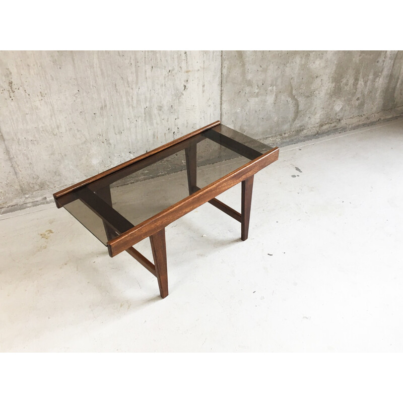Petite table basse vintage en chêne massif et verre - 1960 