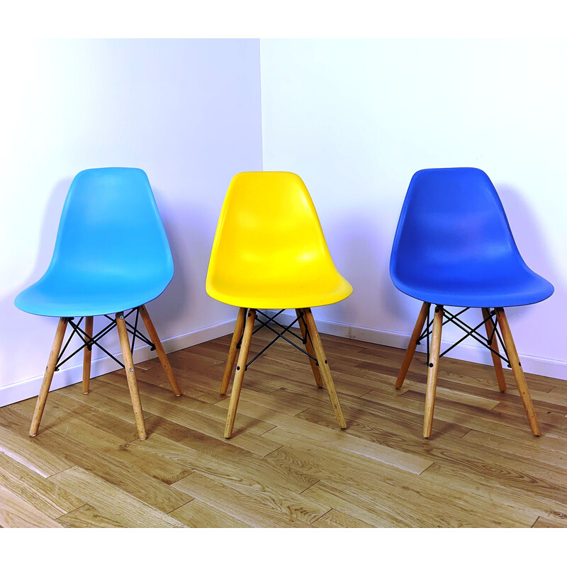Set of 3 vintage stained plastic chairs