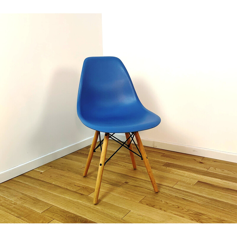 Set of 3 vintage stained plastic chairs