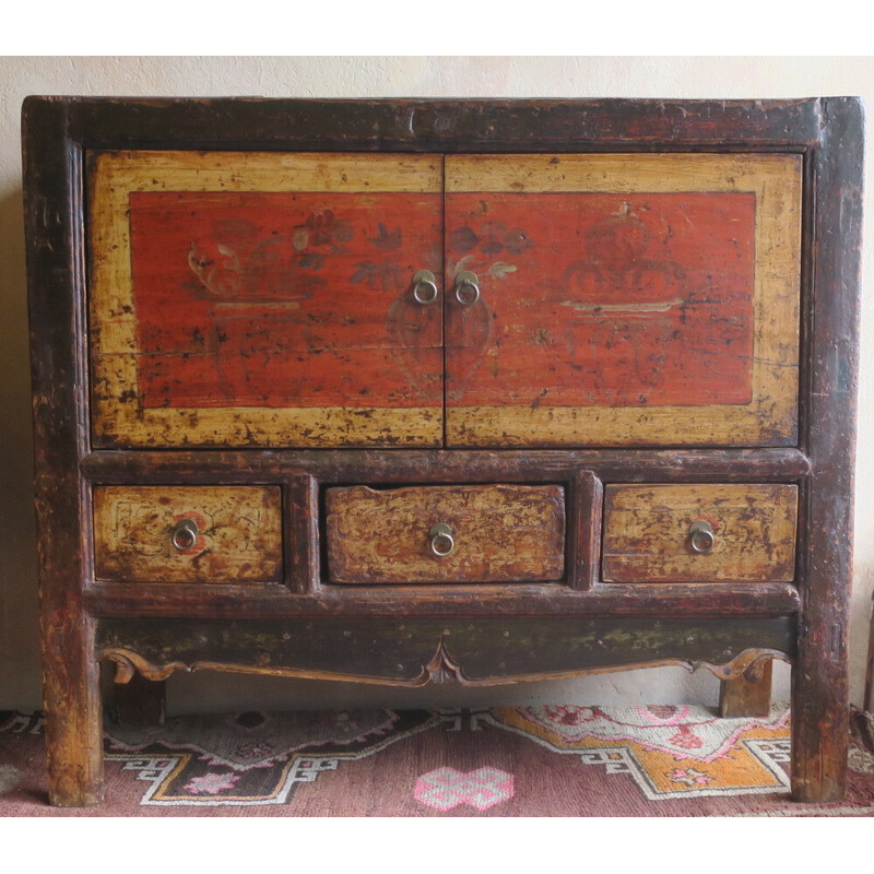 Vintage Chinees gepatineerd dressoir