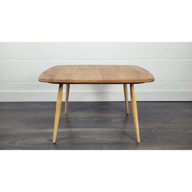 Table basse vintage en bois d'orme par Ercol, 1960