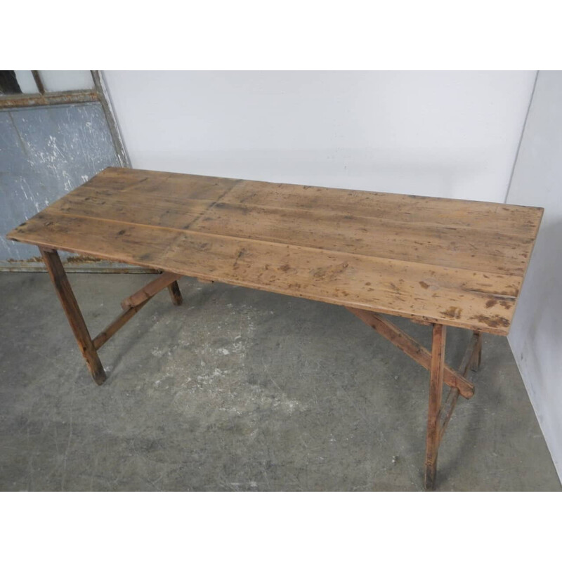 Tavolo in legno vintage con cassetto