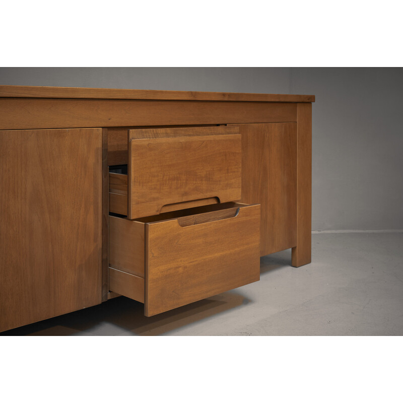 Brutalistisch vintage Italiaans houten dressoir, 1970