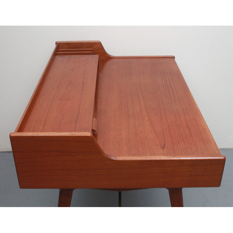 Vintage desk in teak modell 56 by Arne Wahl Iversen for Vende, 1960s