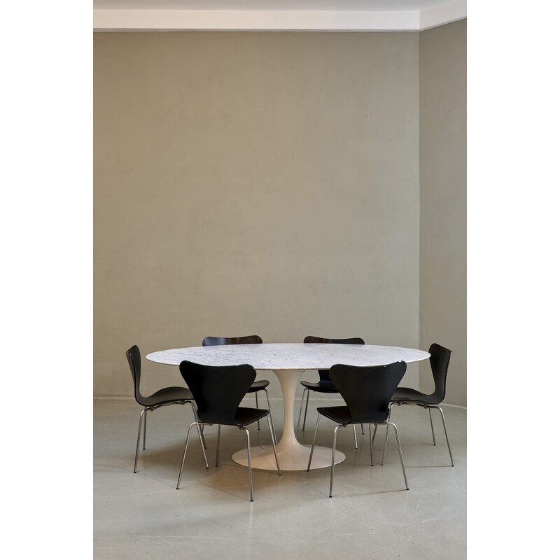 Vintage oval dining table in marble by Eero Saarinen for Knoll, 1957