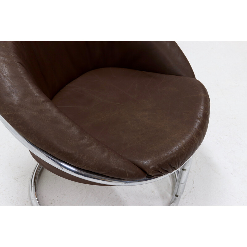 Vintage Italian chromed tubular steel and leather cantilever armchair, 1970s