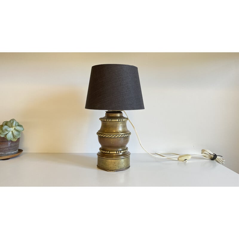 Vintage lamp in brass and fabric