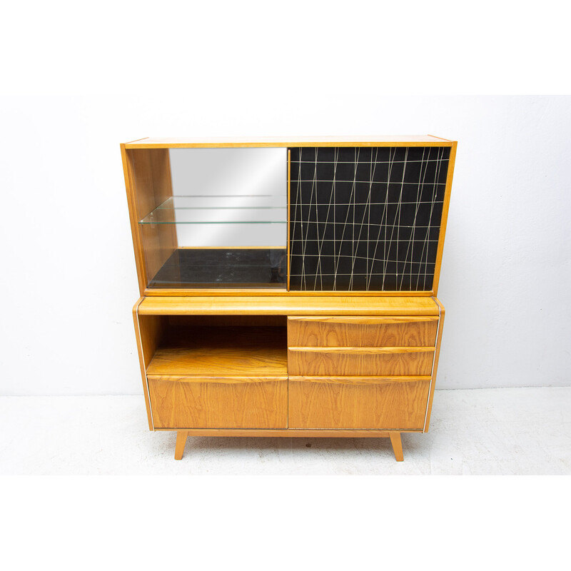 Mid Century credenza U-300 por Hubert Nepozitek e Bohumil Landsman para Jitona, década de 1960