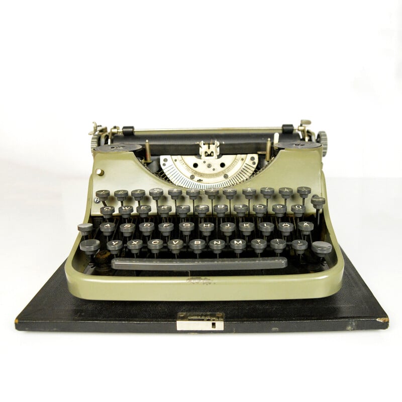 Machine à écrire vintage Mercedes K-45, Allemagne 1950