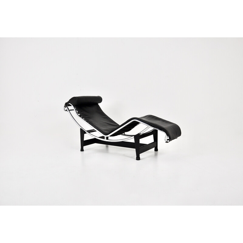Vintage armchair Lc4 by Le Corbusier for Cassina, 1970