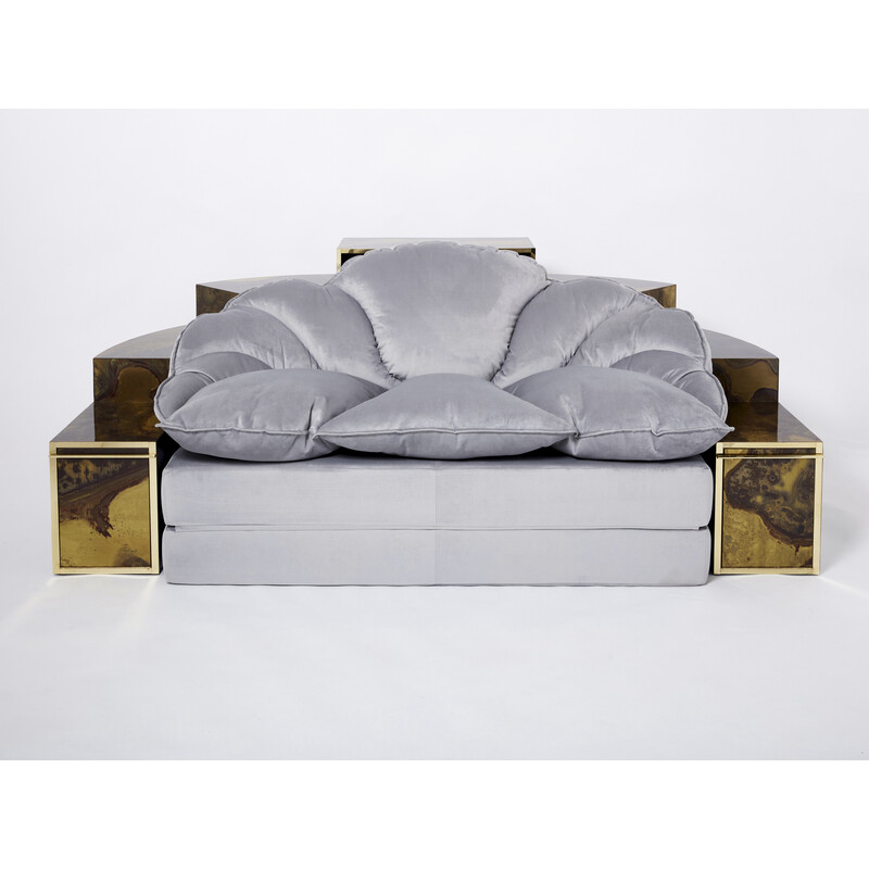 Canapé lit vintage en laiton oxydé et velours par Isabelle et Richard Faure pour Maison Honoré, 1970