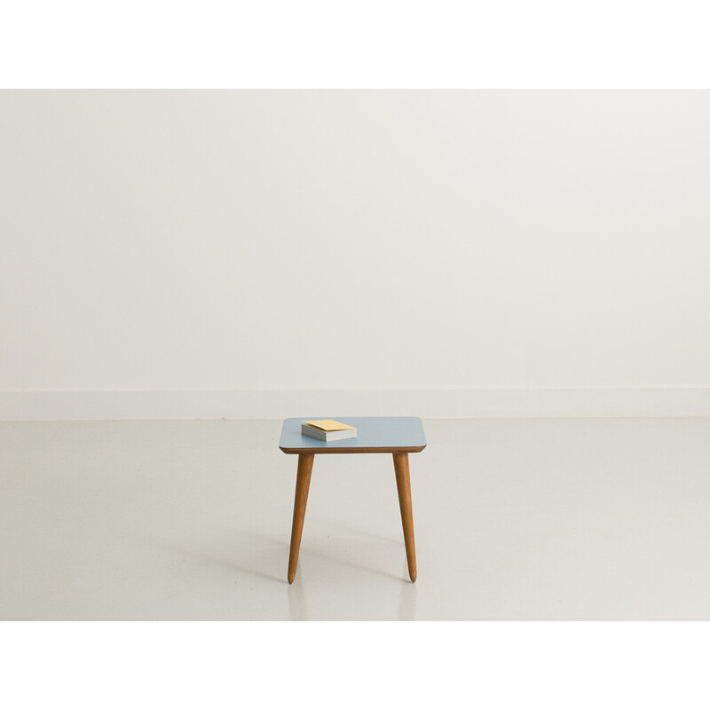 Table basse carrée vintage en chêne bleu clair