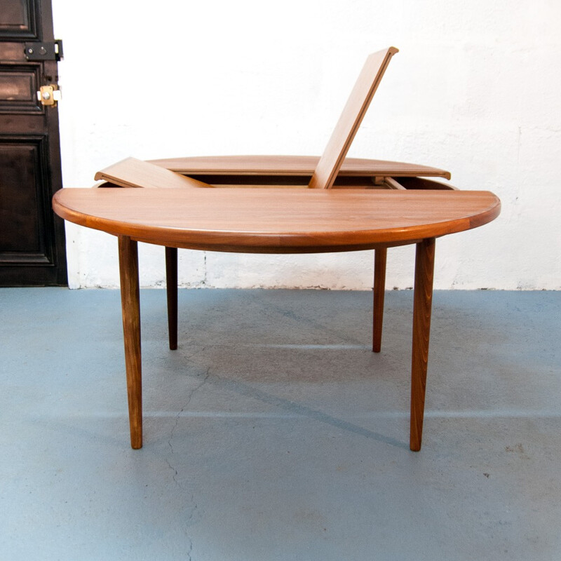 GPlan Round Table in Teak - 1960s