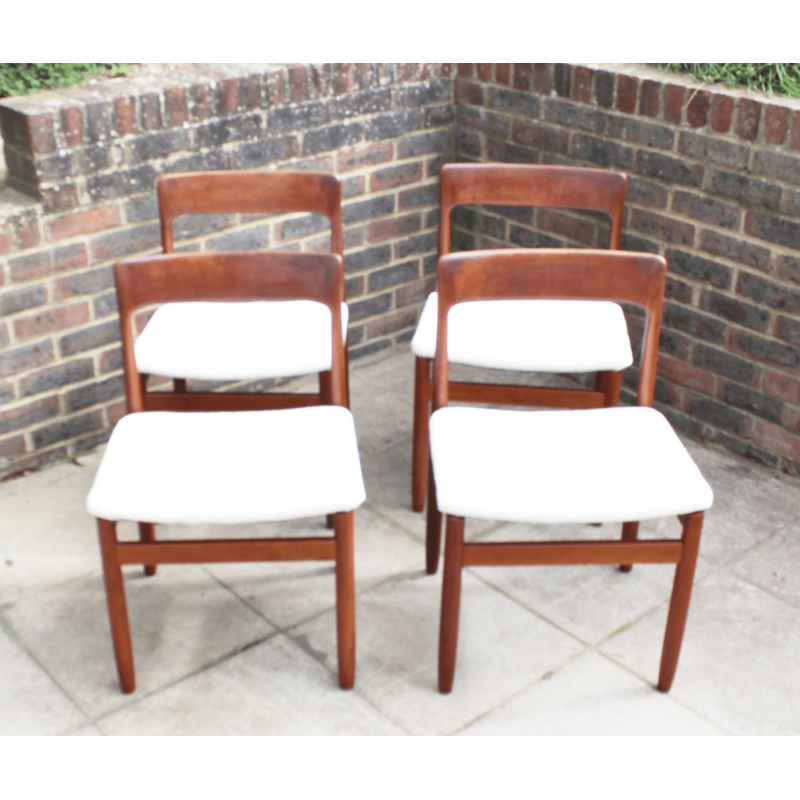 Set di 4 sedie da pranzo di metà secolo in teak di John Herbert per Younger, 1950-1960