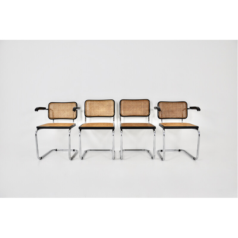 Conjunto de cadeiras vintage em metal, madeira e rotim de Marcel Breuer