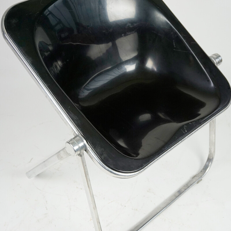Vintage Plona klapstoel in zwart plastic van Giancarlo Piretti voor Castelli, Italië 1969.