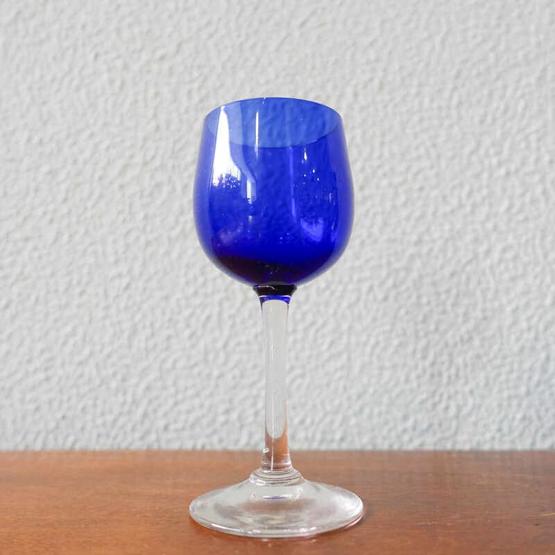 Bouteille vintage avec 2 verres en bleu cobalt par Marinha Grande, Portugal 1950