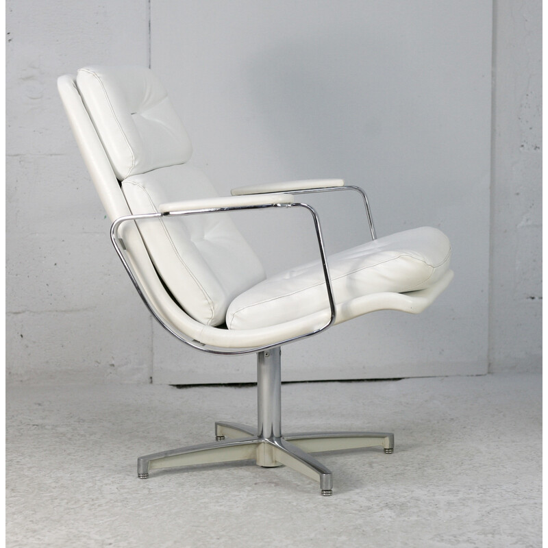 Vintage armchair "Space Age" in steel and leatherette, France 1970