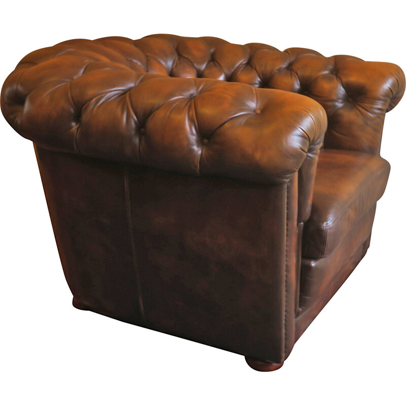 Poltrona Chesterfield club vintage in pelle color castagna