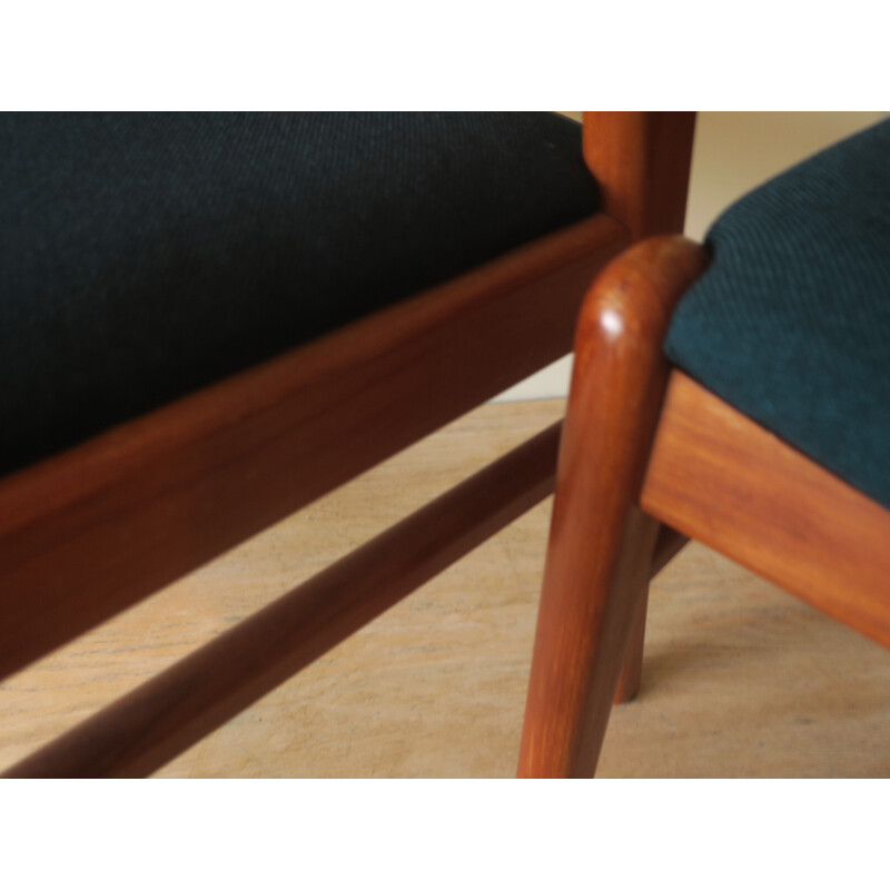 Coppia di sedie da pranzo danesi vintage in teak e tessuto, anni '60