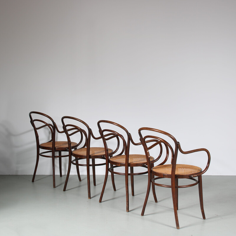 Set of 4 vintage "Charlie Chaplin" dining chairs with armrests by Thonet, Romania 1960