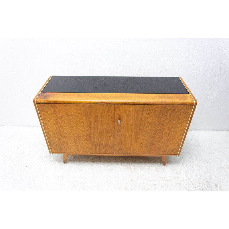 Credenza di metà secolo di Nepožitek e Landsman per Jitona, Cecoslovacchia anni '70