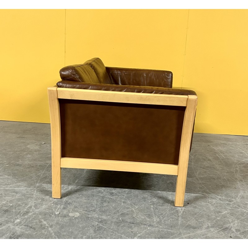 Dänisches 2-Sitzer-Sofa aus braunem Leder mit Holzgestell, 1960er Jahre